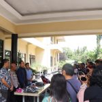 Polres Tanjung Perak Amankan Dua Terduga Pelaku Produksi dan Pengedar Uang Palsu
