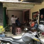 Anggota Bhabinkamtibmas Polsek Ngantang Polres Batu Lakukan Penyuluhan Ke Perangkat Desa
