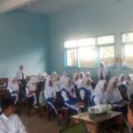 Anggota Satreskrim Polsek Pujon Polres Batu Sosialisasi Kesekolah Sekolah