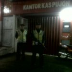 Anggota Polsek Pujon Polres Batu Lakukan Patroli Malam Ciptakan Situasi Aman Kondusif