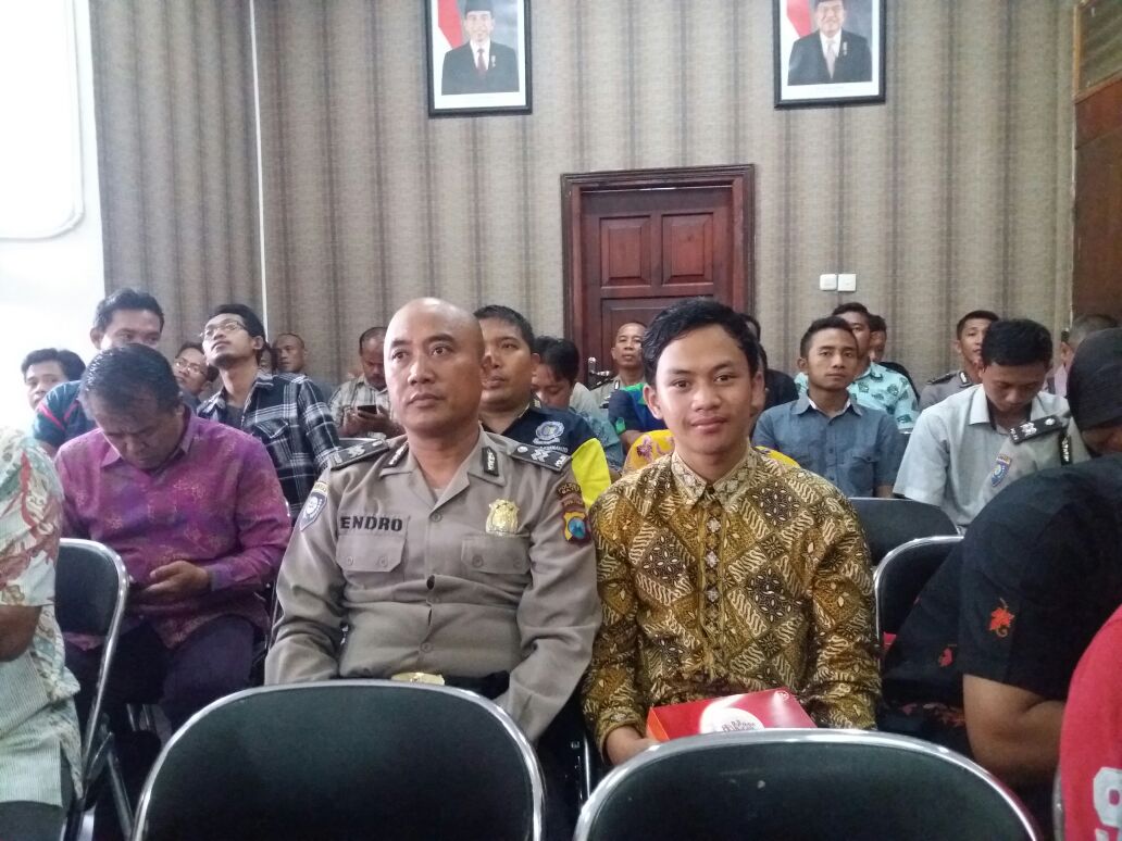 Anggota Binmas Polres Batu dan Pengurus PDBI Kota Batu Menghadiri Binaan Di Polda Jatim Dalam Rangka Harkamtibmas
