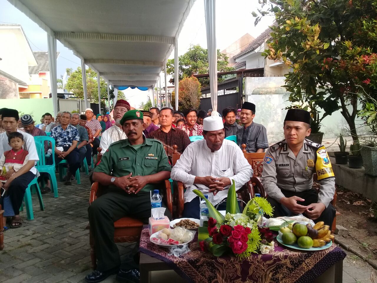 Bhabinkamtibmas desa Pendem Polsek Junrejo Polres Batu hadiri pengajian umum dalam rangka jelang bulan suci Ramadhan 1439/2018 M