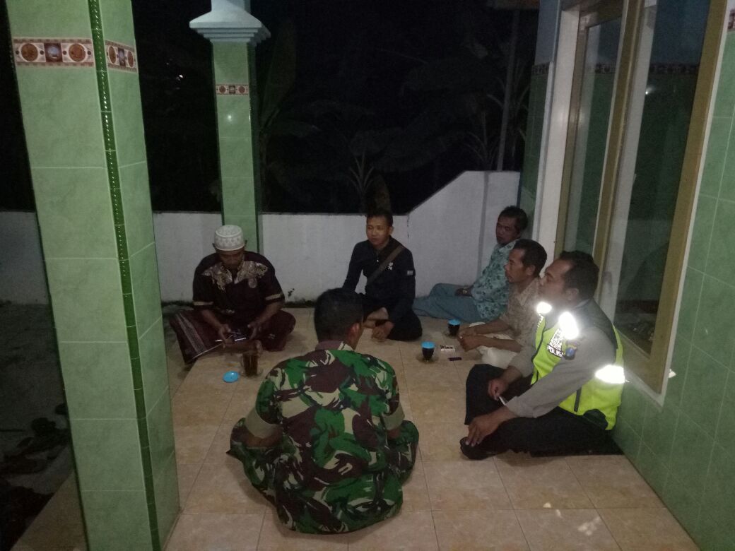 Giat Sambang dan Binluh, Bhabinkamtibmas Ds. Bayem Polsek Kasembon Polres Batu