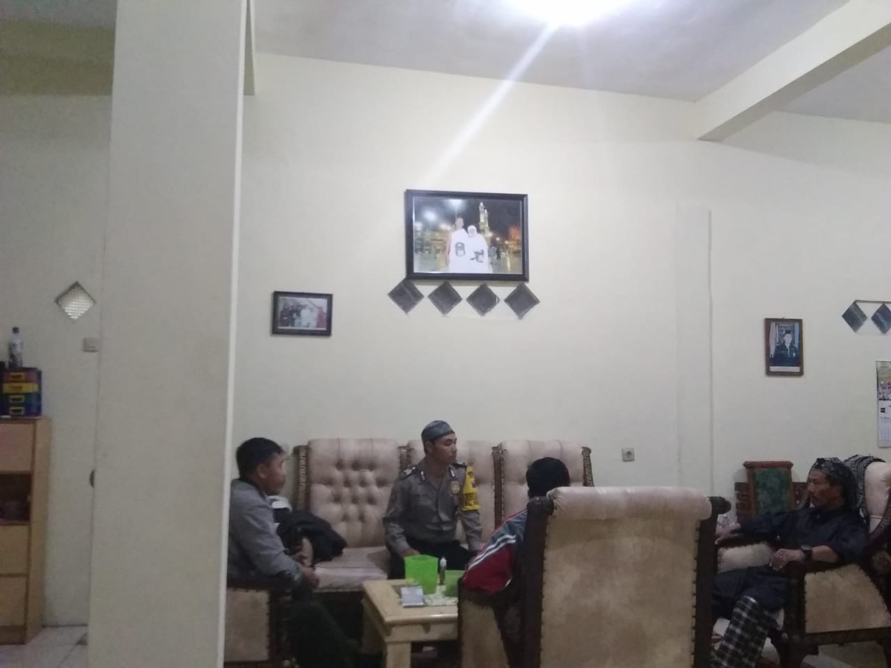 Satgas Kemitraan Bhabin Kel Ngaglik Polsek Batu Anjangsana Kerukunan Warga