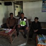 Bhabin Polsek Pujon Polres Batu Sambang Kamtibmas Dan Silaturahmi Lebaran Kepada Tokoh Masarakat Desa Wiyurejo