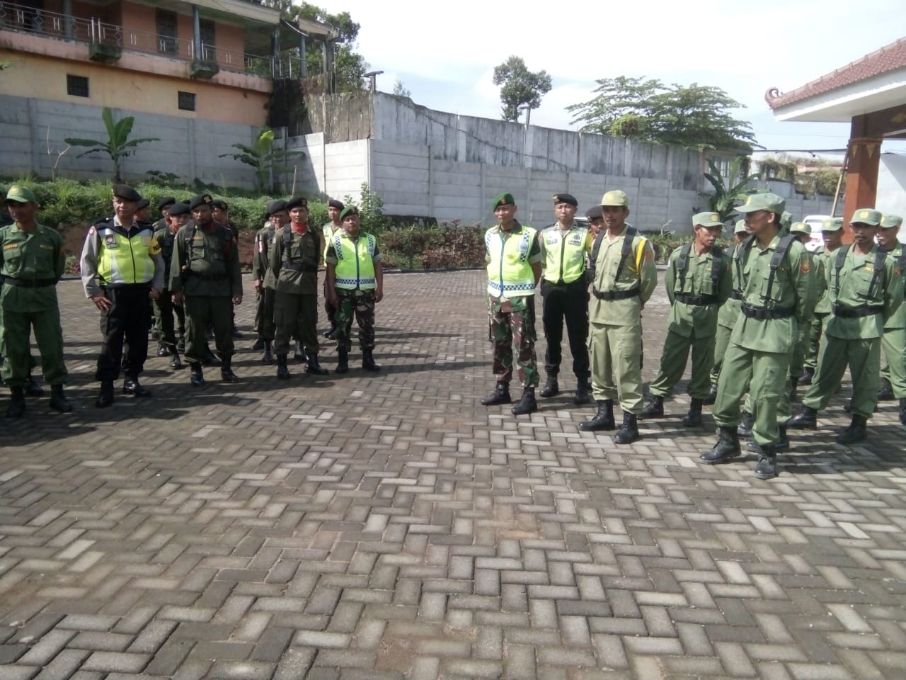 Polsek Ngantang Gelar pasukan Dalam rangka Pilkada Jatim 2018