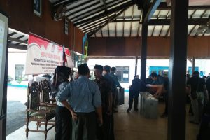 Polsek Kasembon Pengamanan diKecamatan Kasembon yang melaksanakan Rapat Pleno Terbuka Rekapitulasi Hasil Perhitungan Suara di tingkat kecamatan