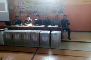 Rapat pleno rekapitulasi penghitungan suara pilgub jatim 2018 yg dilaksanakan di Gedung Serba Guna kecamatan Ngantang