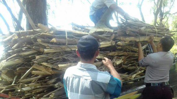 Sambang Desa Tingkatkan Kepercayaan Masyarakat terhadap Polri Bhabin Desa Oro Oro Ombo Polsek Batu Kota
