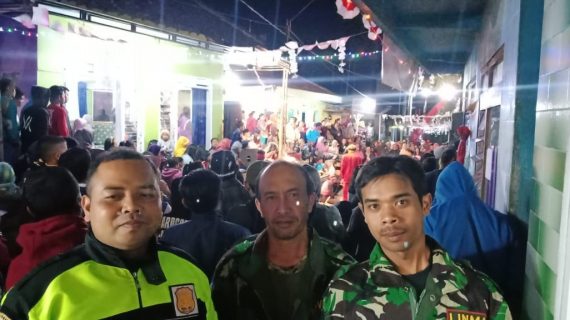 Sinergitas antara anggota TNI dan anggota POLRI di Polsek Bumiaji Polres Batu dalam rangka amankan giat masyarakat