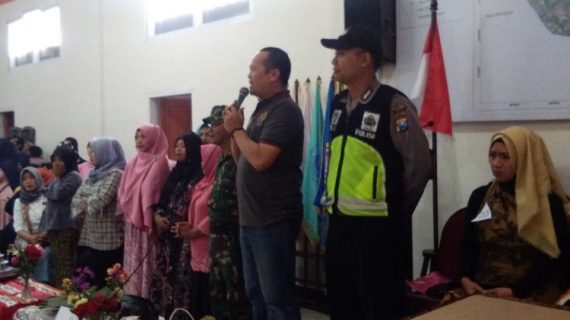 Bhabinkamtibmas Polsek Pujon Polres Batu Menghadiri Acara Rangkaian Bersih Desa Pujon Kidul