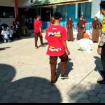Bhabinkamtibmas Kelurahan Sisir Pantau Giat Lomba Agustusan Sambangi Ke SMP PGRI Batu