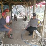 Bhabin Kelurahan Songgokerto Polsek Batu Polres Batu Door To Door System Tingkatkan Kepercayaan Masyarakat terhadap Polri