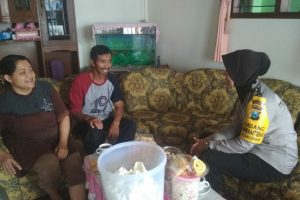 Bhabinkamtibmas Polsek Batu Kota Polres Batu Jalin Silaturahmi Lakukan Sambang Tokoh