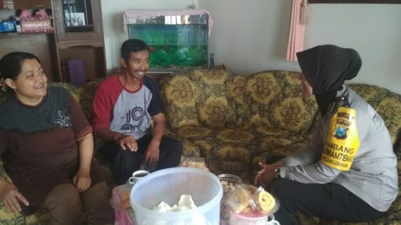 Bhabinkamtibmas Polsek Batu Kota Polres Batu Jalin Silaturahmi Lakukan Sambang Tokoh