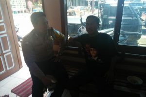 Silaturahmi Kepada Tokoh Masyarakat Bhabinkamtibmas Kelurahan Sisir Polsek Batu Kota Polres Batu Sampaikan Pesan Kamtibmas