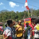 Anggota Bhabin Sambang Lokasi Parkir Wisata Gunung Panderman Bhabin Desa Pesanggrahan Polsek Batu Kota Sampaikan Pesan Kamtibmas