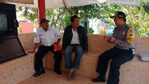 Sambang Satpam Pengemban Fungsi Kepolisian Terbatas Bhabin Kelurahan Temas Polsek Batu Kota Sampaikan Peningkatan Pam Swakarsa