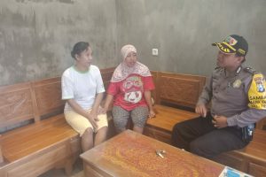 Sambang Ibu Rumah Tangga Bhabinkamtibmas Kel Temas Polsek Batu Kota Polres Batu Jaga Kerukunan Tetangga