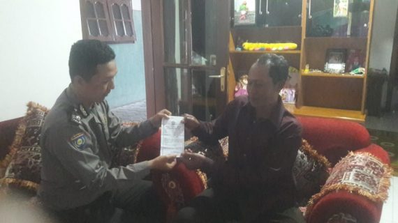 Warga Batu Apresiasi, Bhabinkamtibmas Peduli Pelayanan Satpas