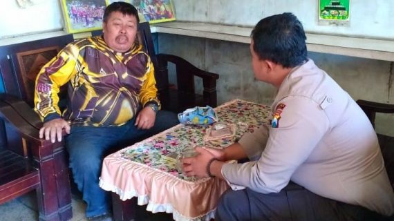 Bhabinkamtibmas Desa Sidomulyo Polsek Batu Polres Batu, Serap Informasi Kamtibmas Silaturahmi Kepada Tokoh Masyarakat