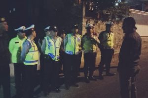 Polsek Junrejo bersama Polres memberikan Pengamanan kegiatan Sholawatan Majlis maulid Wa ta`lim Riyathul Jannah
