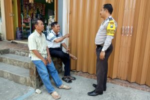  Kunjungan Tempat Usaha Warga Bhabinkamtibmas Desa Oro Oro Ombo Polsek Batu Kota 