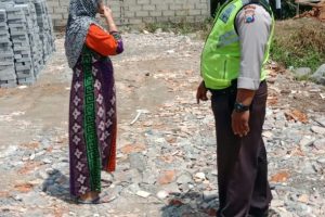 Kanit Bimmas Polsek Batu DDS Kunjungan Warga desa binaan