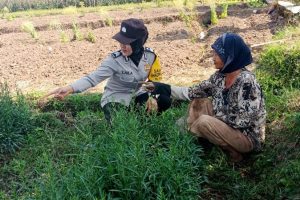 Juga Serap Aspirasi Masyarakat Binaannya, Polsek Batu Kota Polres Batu Bersinergi Juga Laksanakan Kunjungan di Masyarakat