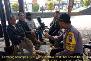 Anggota Bhabin Polsek Batu Polres Batu Sambang Tatap Muka Serap Aspirasi dan dalam rangka Harkamtibmas