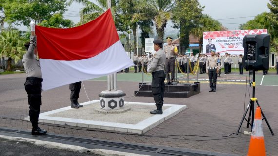 Kapolres Batu Pimpin Upacara Hari Kesadaran Nasional 2019