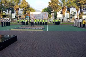 Tingkatkan Kedisiplinan Anggota, KBO Satlantas Polres Batu Apelkan Rutin Anggota