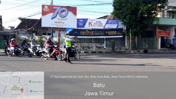 Anggota Satlantas Polres Batu Poros Pagi Perlancar Arus Lalin