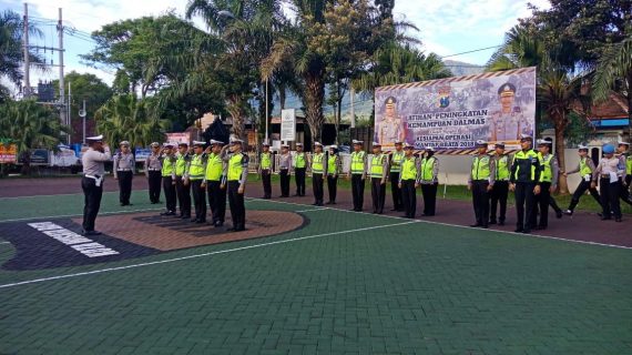 Tingkatkan Kedisiplinan KBO Satlantas Polres Batu Pimpin Apel Rutin Pagi Hari