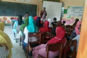 Sosialisasi Tentang Cyber Crime Oleh Kanit Sabhara dan Kanit Reskrim Polsek Bumiaji Polres Batu