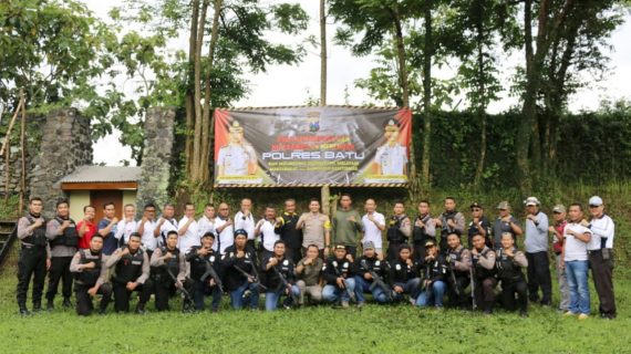 Tingkatkan Silaturahmi Anggota, Kapolres Batu Gelar Tembak Reaksi Kapolres Cup 2019
