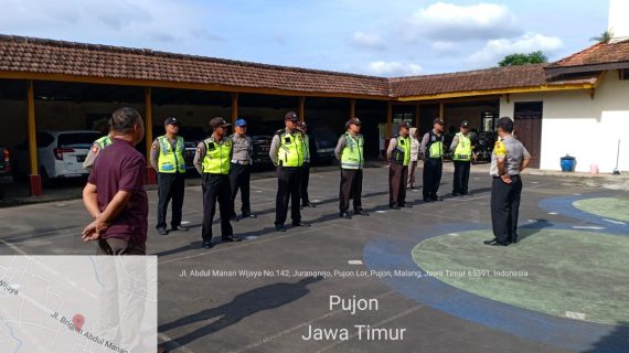 Kapolsek Pujon Pimpin Apel Pagi Tepat Waktu
