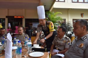 Bukan Ajang Untuk Bersedih, Polres Batu Menggelar Acara Makan Bersama Purnawirawan