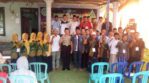 KAPOLSEK KASEMBON POLRES BATU SOSIALISASI MILENIAL ROAD SAFETY FESTIVAL DI SELA ACARA KONFERCAB NU