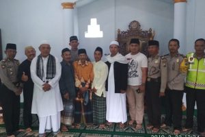Kapolsek Batu Kota Hadiri Jumat Barokah di Masjid Baitussalam Songgoriti 