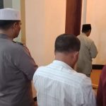 Jalin Silaturahmi Dengan Masyarakat, Polsek Pujon Polres Batu Shalat Subuh Bersama Warga