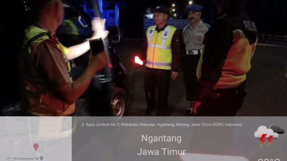 Polsek Kasembon Polres Batu Laksanakan Patroli Malam Antisipasi Gangguan Kamtibmas