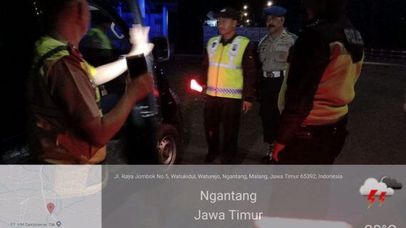 Sambang Lansia Bhabin Kelurahan Songgokerto Polsek Batu Kota Polres Batu Menjalin Kedekaatn Masyarakat Sambang Lansia Bhabin Kelurahan Songgokerto Polsek Batu Kota Polres Batu Menjalin Kedekatan Masyarakat dan berikan pelayanan prima kepada masyarakat