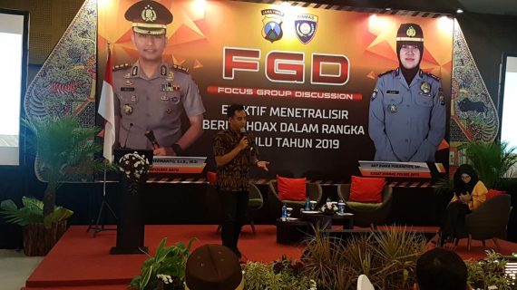 TANGKAL BERITA HOAX JELANG PEMILU 2019, KAPOLRES BATU GELAR FGD ( FOCUS GROUP DISCUSSION )