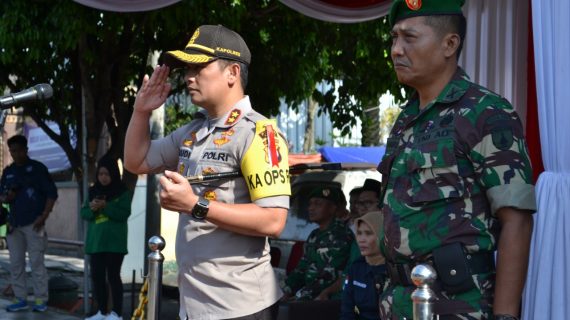 Kapolres Batu Pimpin Apel Gelar Pasukan dalam rangka pengamanan Pemilu Serentak Tahun 2019