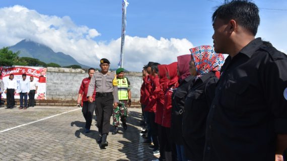 KAPOLSEK JUNREJO GELAR APEL KESIAPAN PENGAMANAN PEMILU 2019 DI TINGKAT KECAMATAN