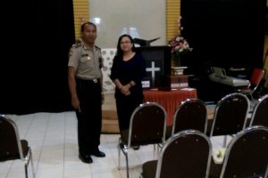 Polsek Bumiaji Polres Batu Laksanakan Pengamanan Lokasi Peribadatan di Gereja pantekosta Elsadday Bumiaji