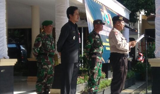 KAPOLSEK BUMIAJI GELAR APEL KESIAPAN PENGAMANAN PEMILU 2019 DI TINGKAT KECAMATAN