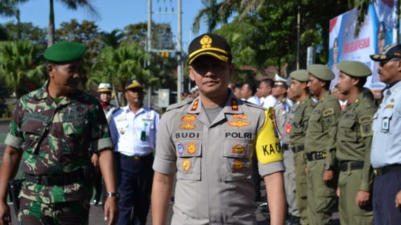 Kapolres Batu Pimpin Apel Gelar Pasukan Ops Keselamatan Semeru 2019