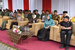 Kapolres Batu dampingi Walikota laksanakan Apel Besar Linmas di Balai Kota Among Tani jelang Pemilu 2019